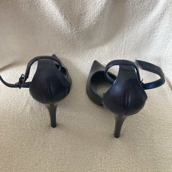 Navy Patent Heels - Picture 3 of 4